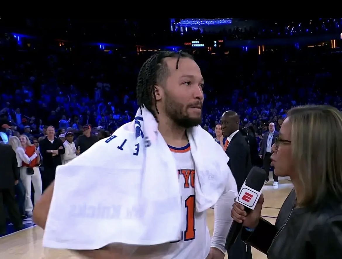 包含尼克斯主场击败热火，小卡得分高效率全队奏凯的词条