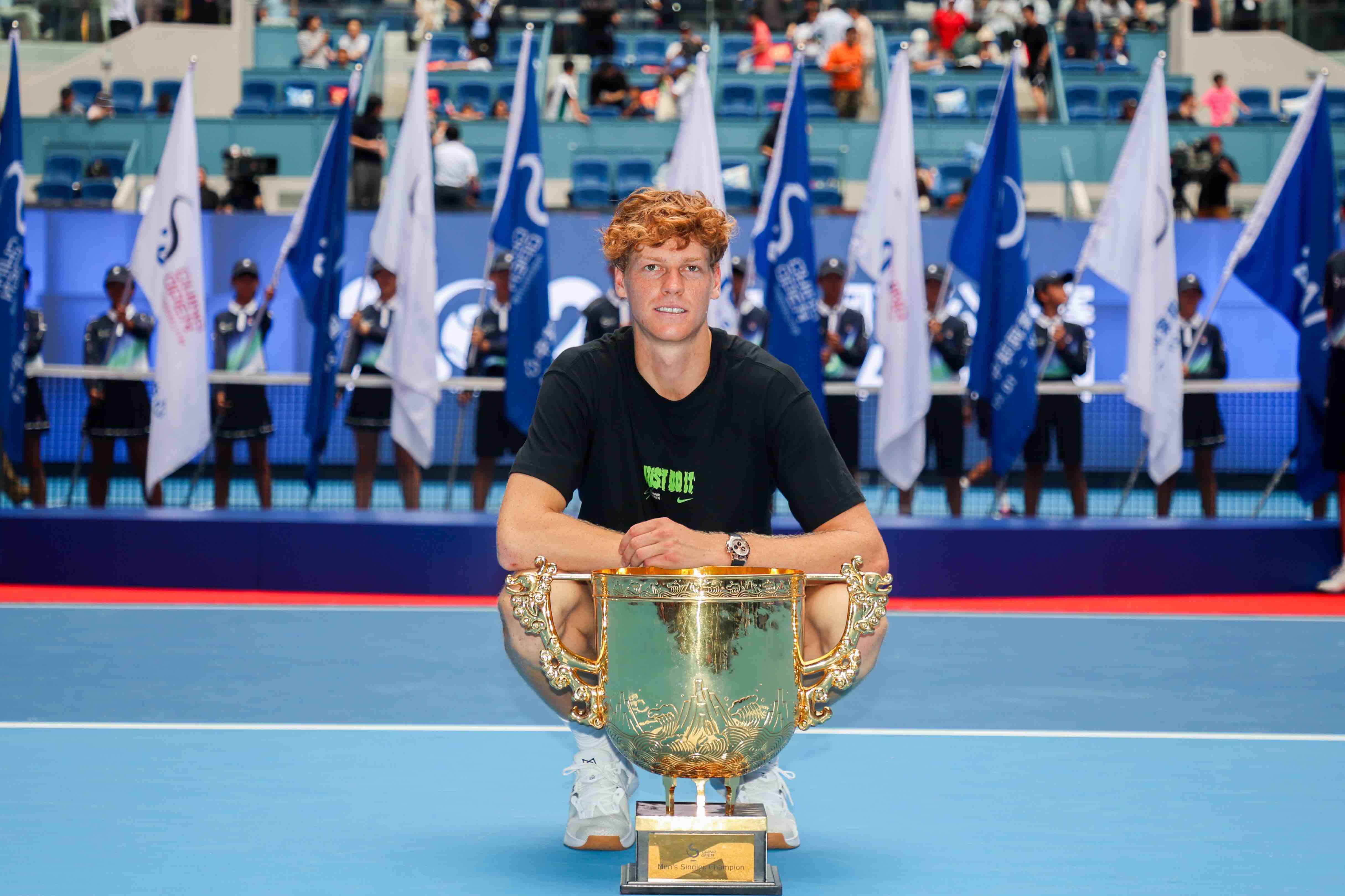 年终总决赛完胜温网,辛纳惊艳四座 年终总决赛完胜温网,辛纳惊艳四座