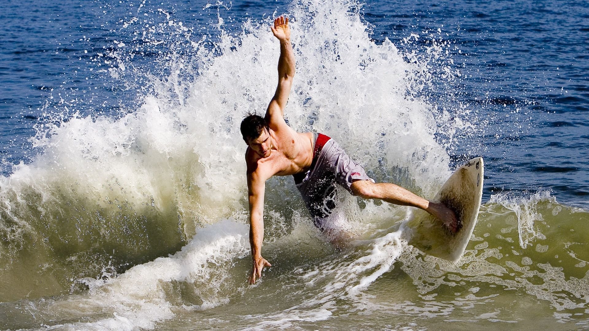 开云体育下载-数据霸权，巴尔韦德统治级表现引领西班牙，连续得分狂潮压制美国