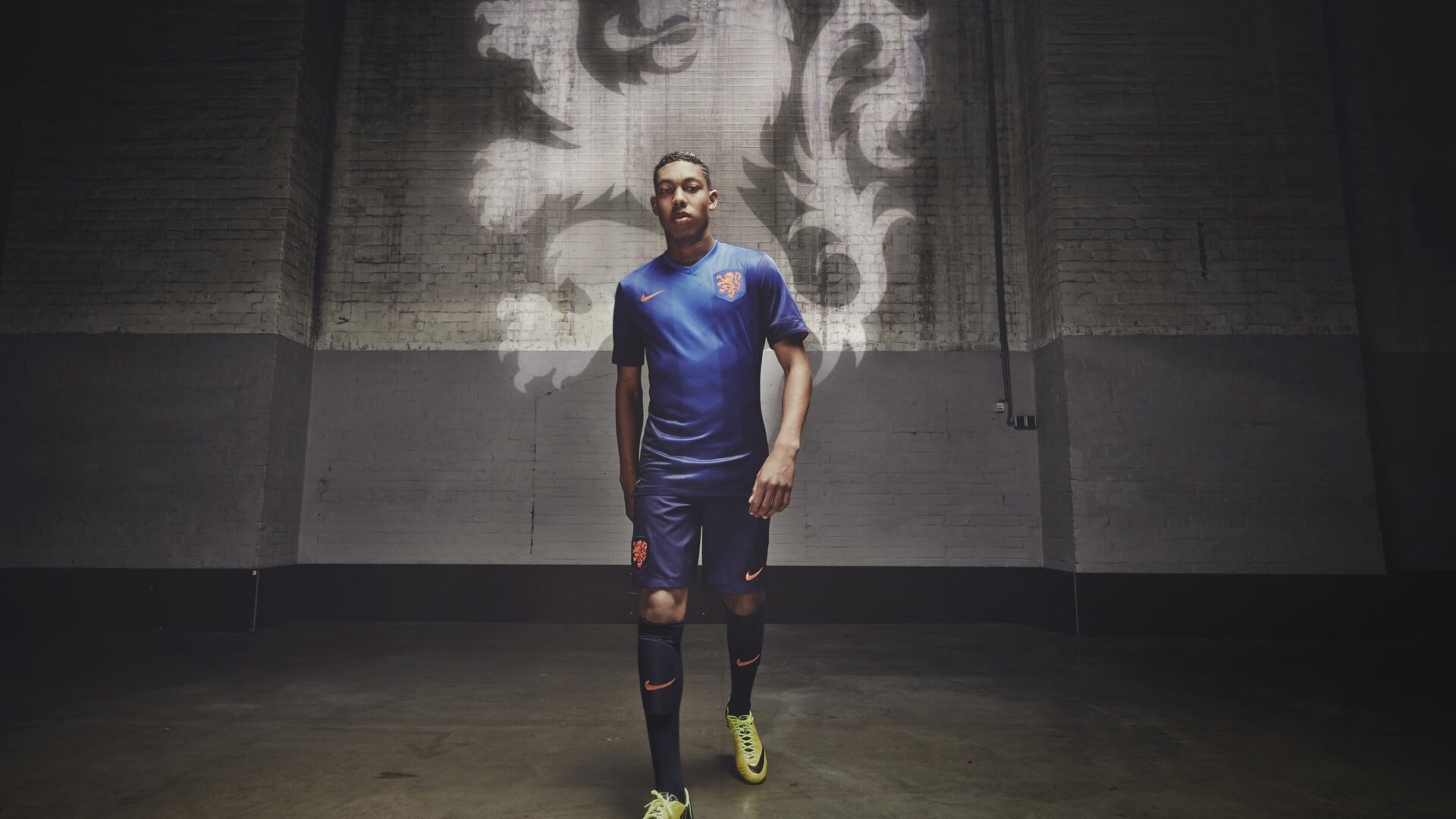 从欧冠半决赛到国际赛场,秘鲁连续得分压制苏格兰的战术启示